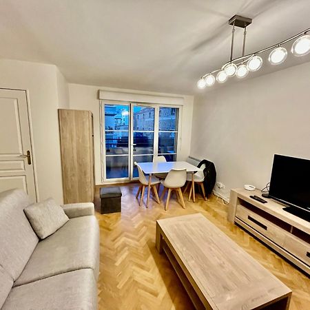 Le Sept Avec Parking, Transfert Apartment Vaires-sur-Marne Exterior foto